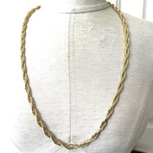 Whiting Davis gold tone chain necklace